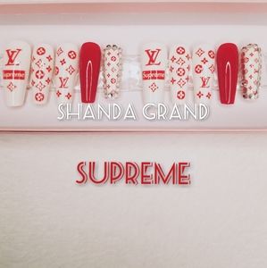 Lux Press-On Nail Set ( Coffin Shape)